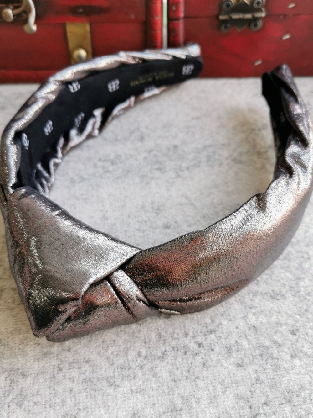 Alicia Bonnie The Precious Metals Knotted Headband - Faux Leather Bronze Metalli - Picture 3 of 3
